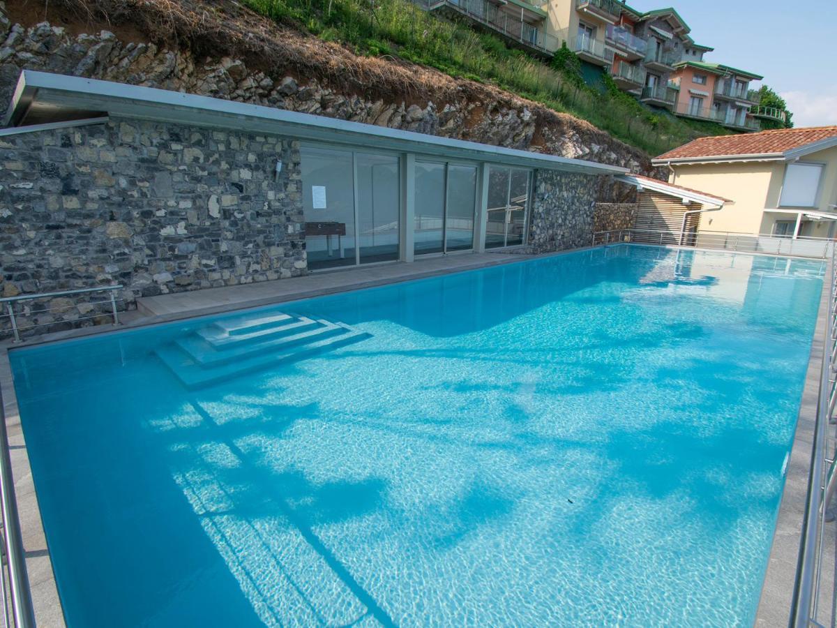 Van Gogh - Beautiful Lake Iseo View And Swimming Pool Parzanica Kültér fotó